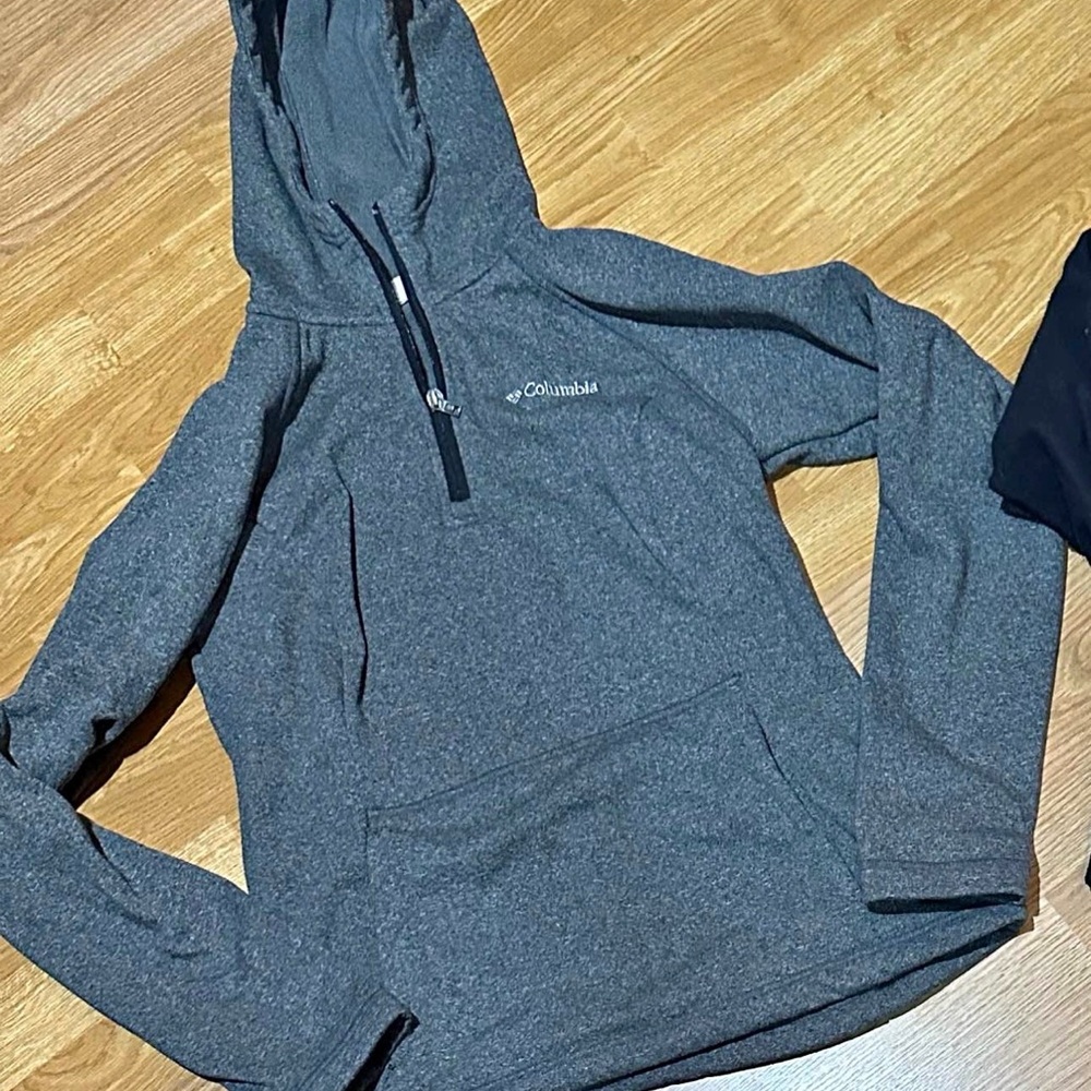 Columbia Charcoal Pullover Hoodie